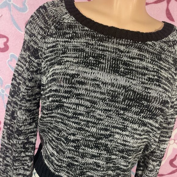 So Black And Gray Cropped Grunge Sweater Size Large - Picture 4 of 5